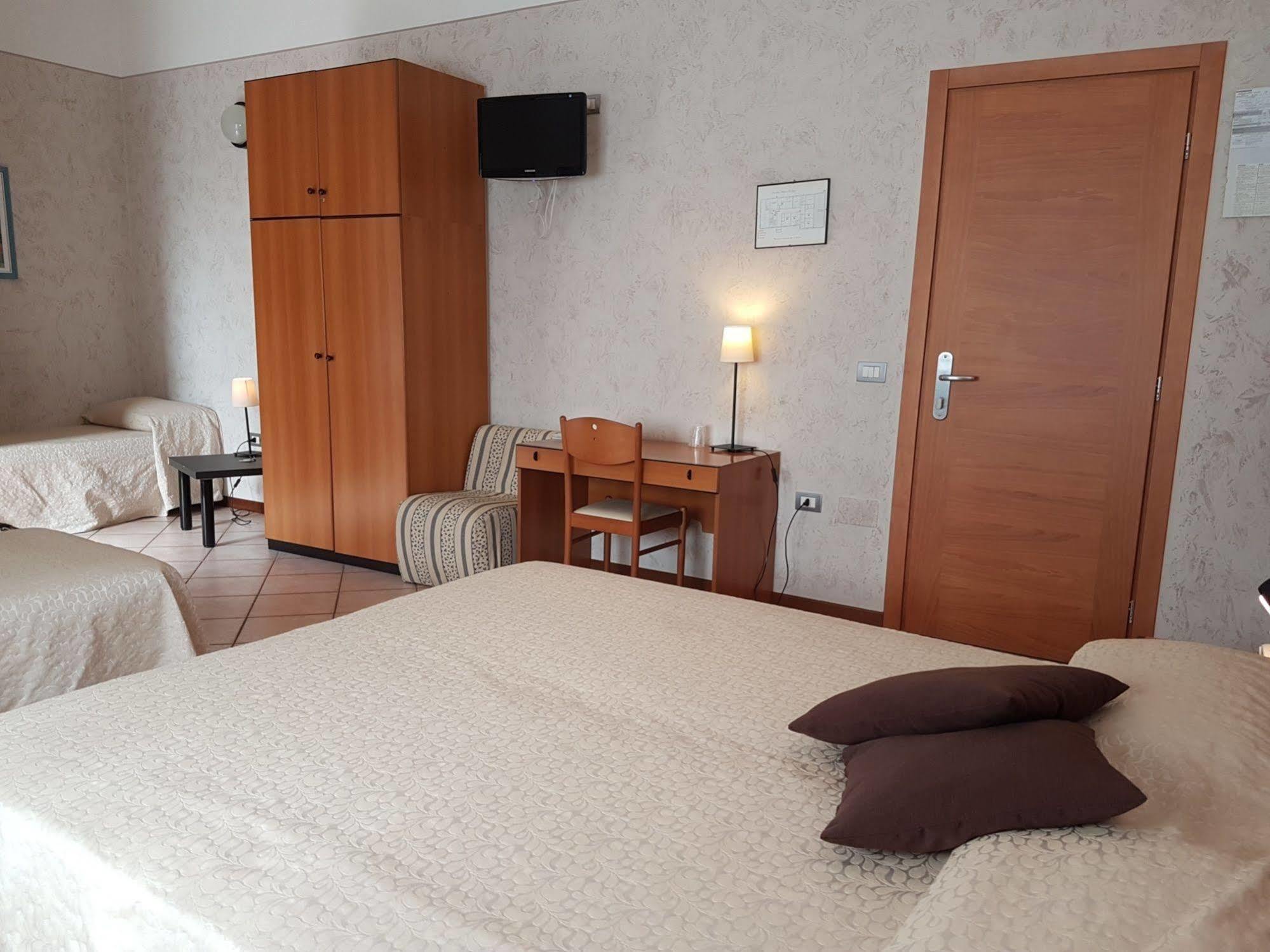 Bel Sito Hotel 2*