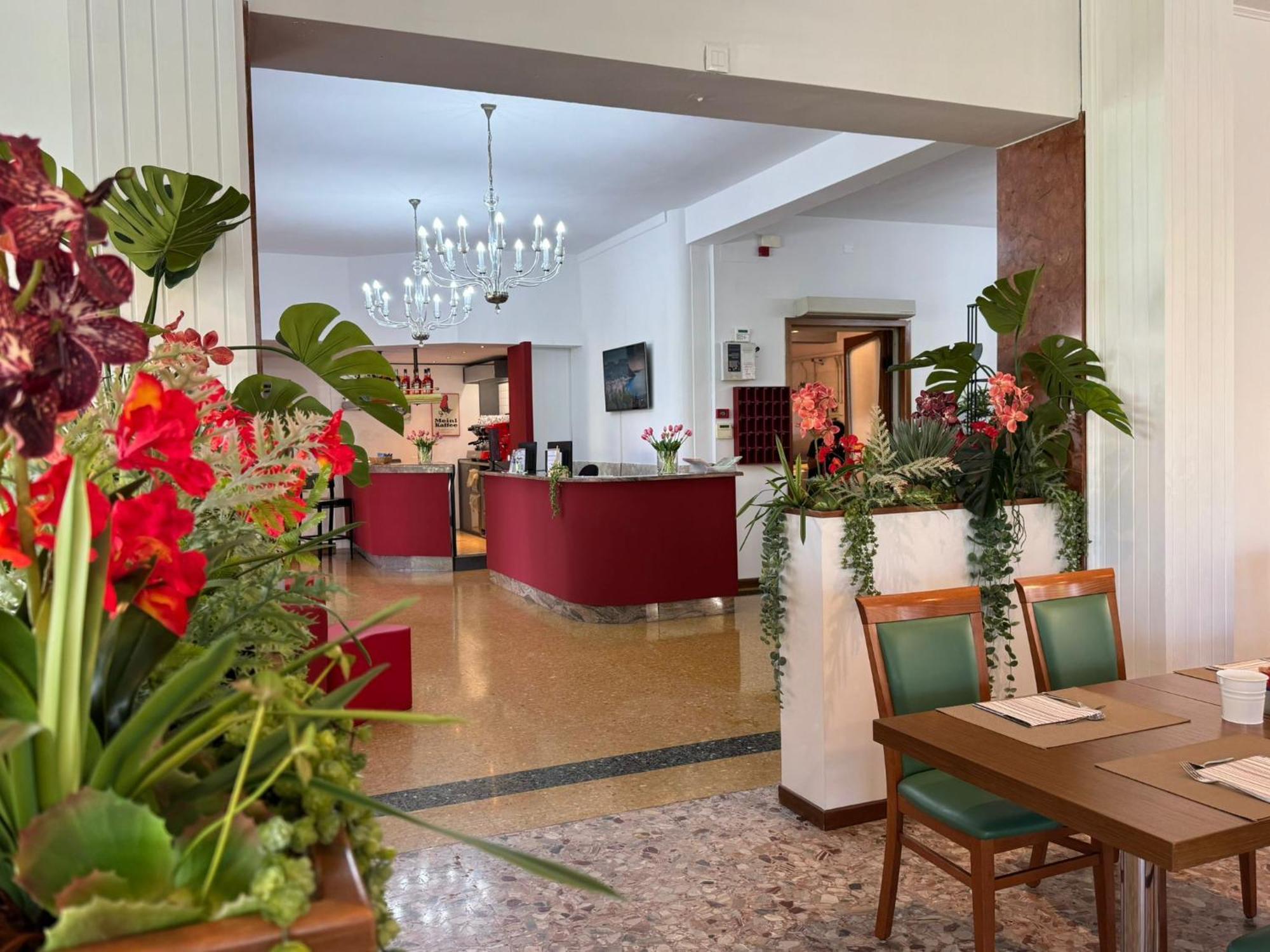 Hotel Bel Sito Peschiera 2*